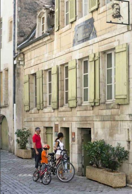 Bienvenue A L'Appart' De Louis ! Dole Exterior foto